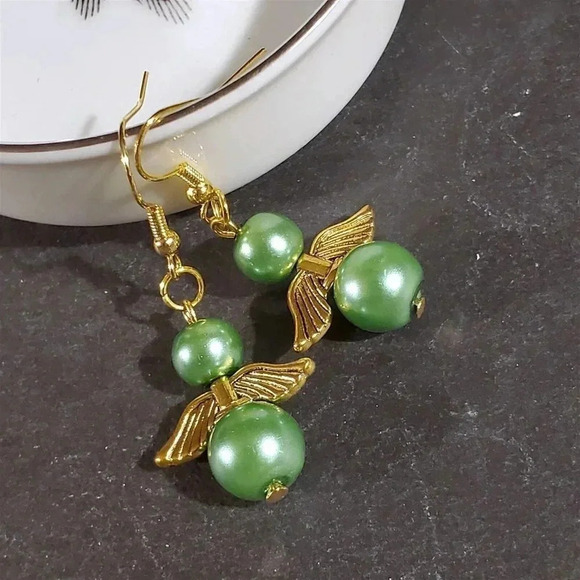 Sustainable Christmas Holiday Angels Gold Plated Green Glass Pearl Earrings - Picture 1 of 8